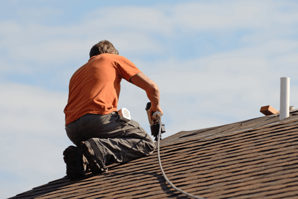 Why Roofing is One of the Most Dangerous Jobs